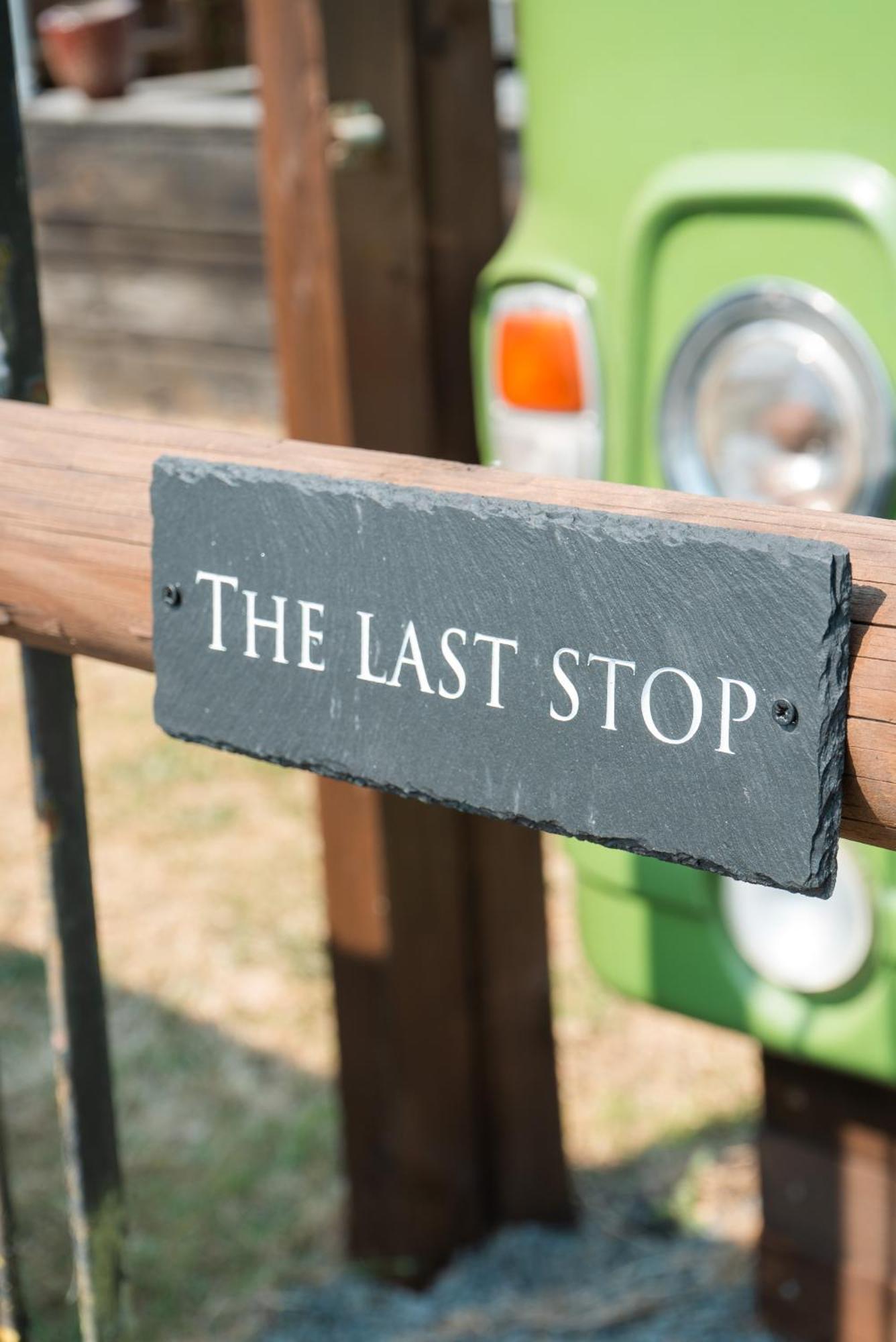 Swallowfield Glamping-The Last Stop Yeovil Exteriör bild